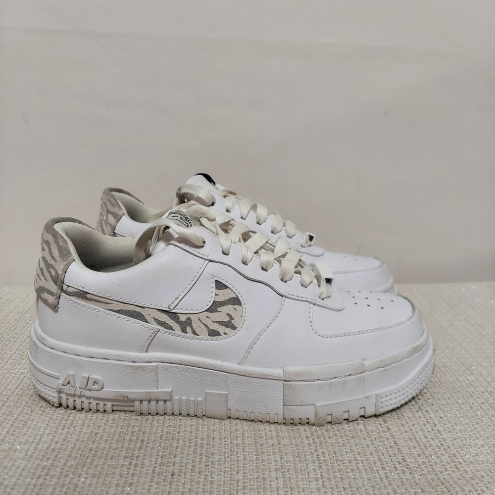 Nike Air Force 1 Pixel SE Zebra Shoes Sneakers Women's Size 5‎ White DH9632-100